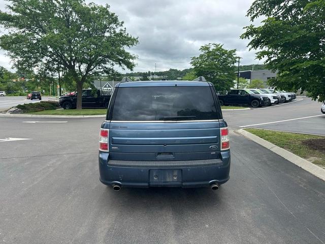 Photo of 2019 Blue Metallic Ford Flex