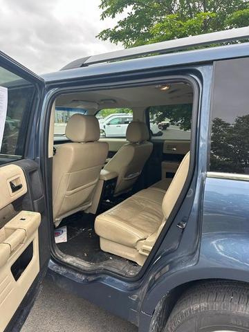 Photo of 2019 Blue Metallic Ford Flex