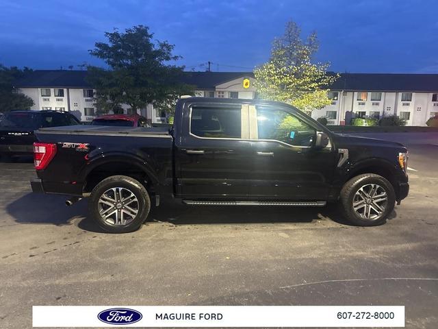 Photo of 2021 Black Ford F-150
