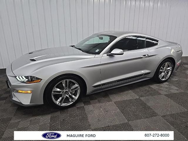 Photo of 2019 Ingot Silver Ford Mustang