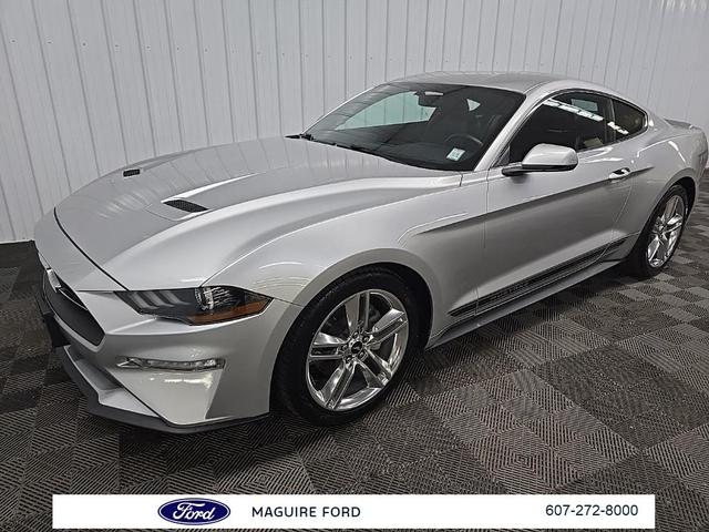Photo of 2019 Ingot Silver Ford Mustang