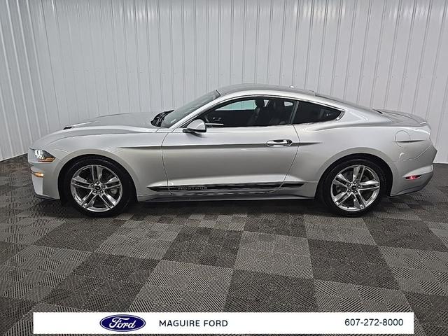 Photo of 2019 Ingot Silver Ford Mustang