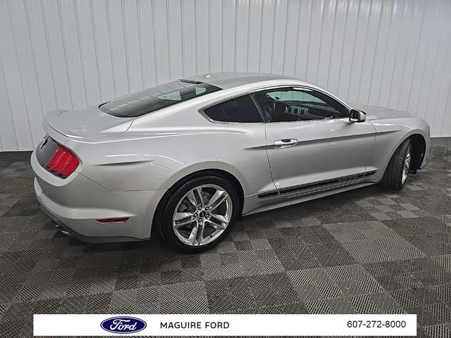 Photo of 2019 Ingot Silver Ford Mustang