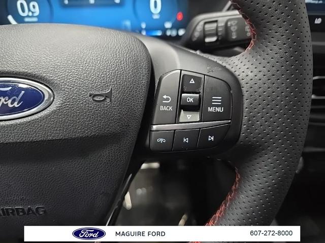 Photo of 2023 Cinnabar Red Metallic Ford Escape