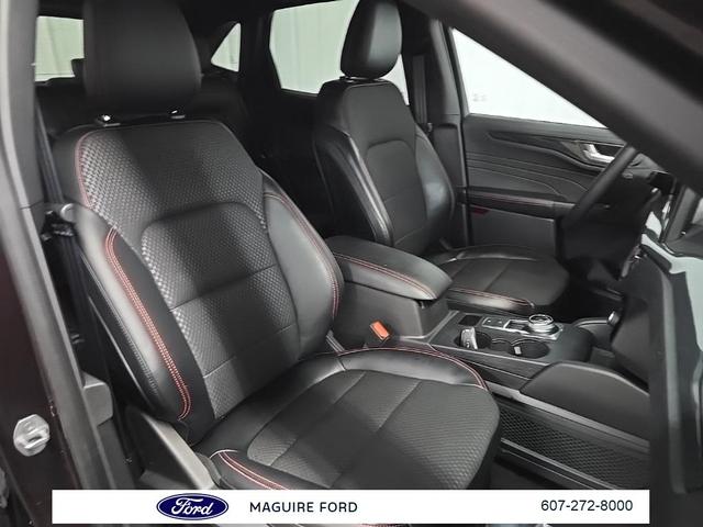 Photo of 2023 Cinnabar Red Metallic Ford Escape