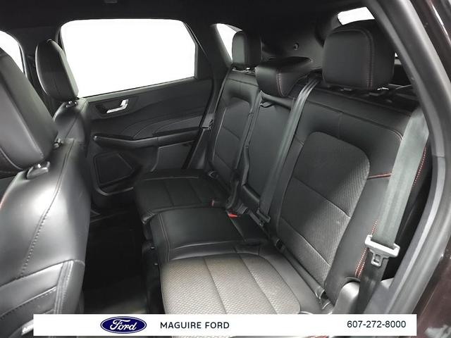 Photo of 2023 Cinnabar Red Metallic Ford Escape