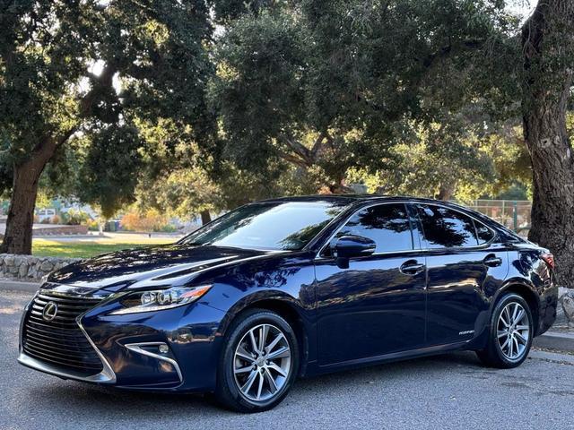 2016 Lexus Es 300h