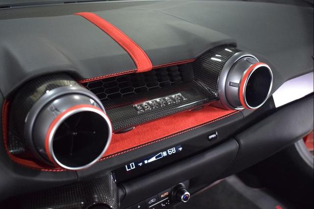Photo of 2020 Red Ferrari 812 Superfast