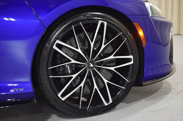 Photo of 2025 Tanzanite Blue McLaren GTS