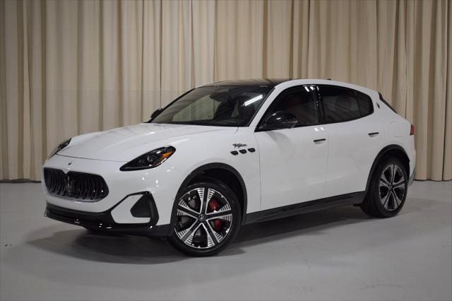 Photo of 2025 Bianco Maserati Grecale Folgore