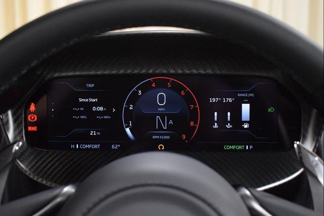 Photo of 2025 Silica White McLaren 750S