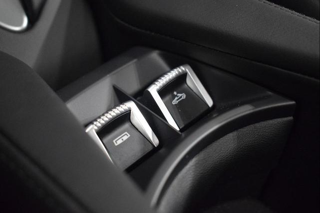 Photo of 2025 Silica White McLaren 750S