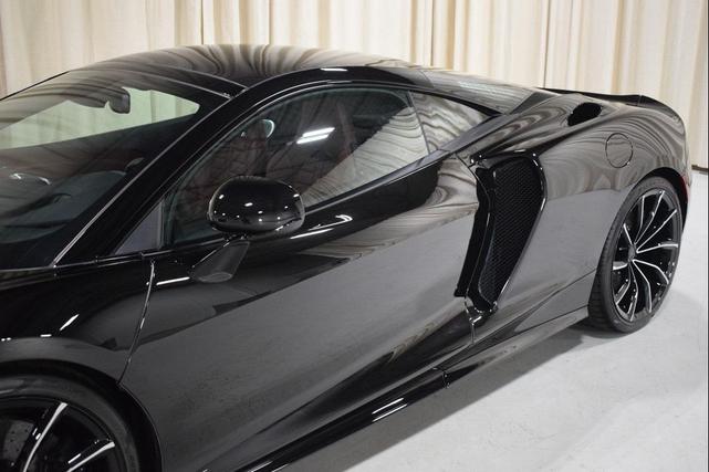 Photo of 2025 Onyx Black McLaren GTS