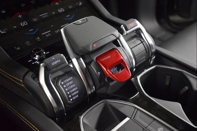 Photo of 2025 Nero Noctis Black Lamborghini Urus