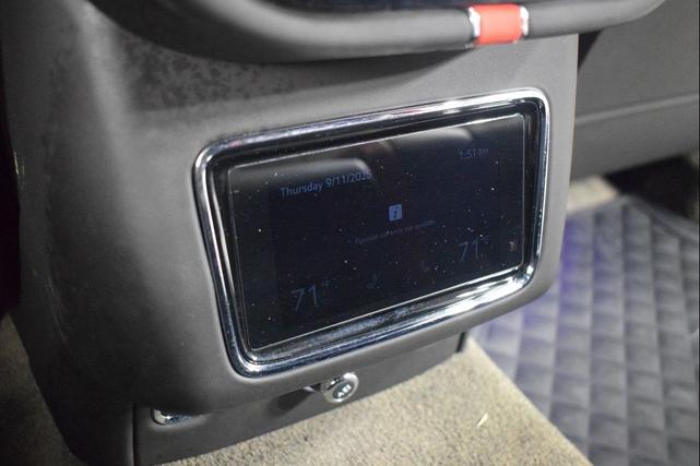 Photo of 2021 Anthracite Bentley Bentayga