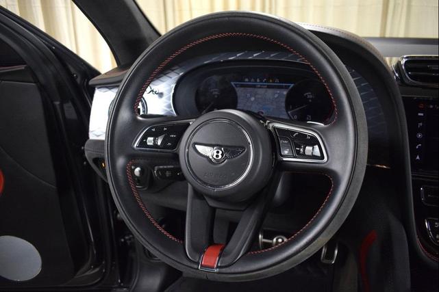 Photo of 2021 Anthracite Bentley Bentayga