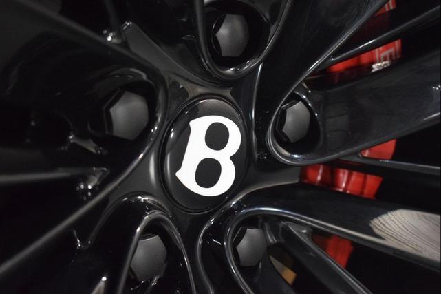 Photo of 2021 Anthracite Bentley Bentayga