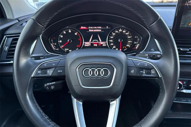 Photo of 2021 Brilliant Black Audi Q5