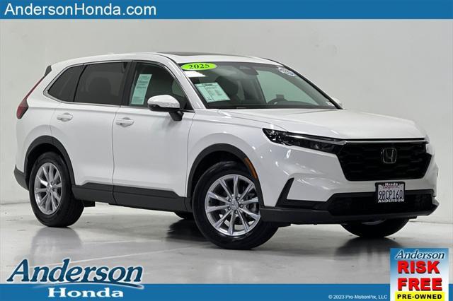 Photo of 2025 Platinum White Pearl Honda CR-V