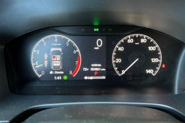 Photo of 2025 Platinum White Pearl Honda CR-V