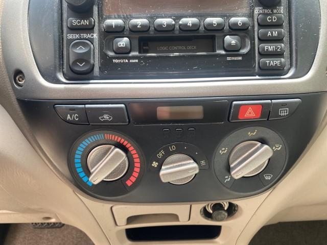 Photo of 2002 Titanium Toyota RAV4
