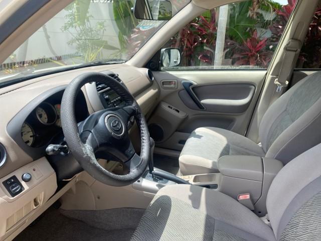 Photo of 2002 Titanium Toyota RAV4