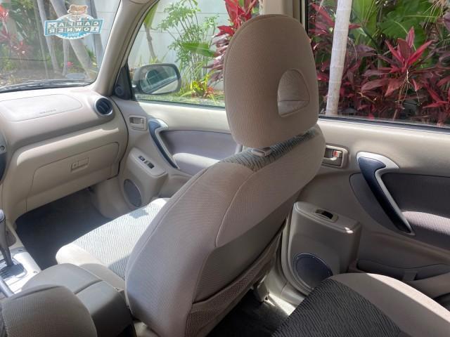 Photo of 2002 Titanium Toyota RAV4