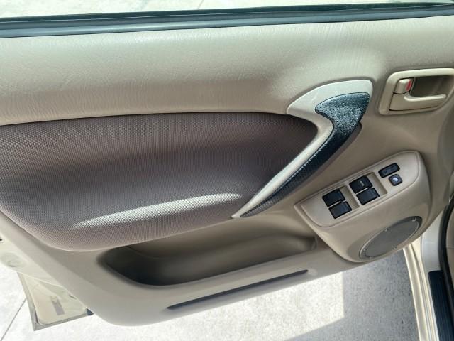 Photo of 2002 Titanium Toyota RAV4