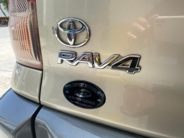 Photo of 2002 Titanium Toyota RAV4