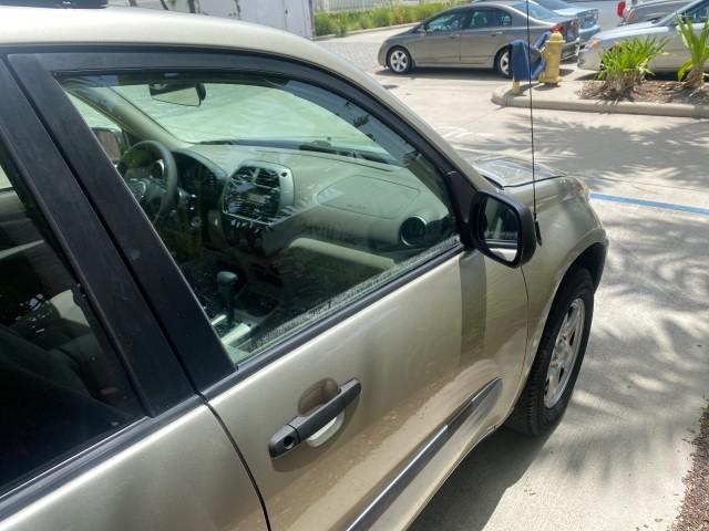 Photo of 2002 Titanium Toyota RAV4