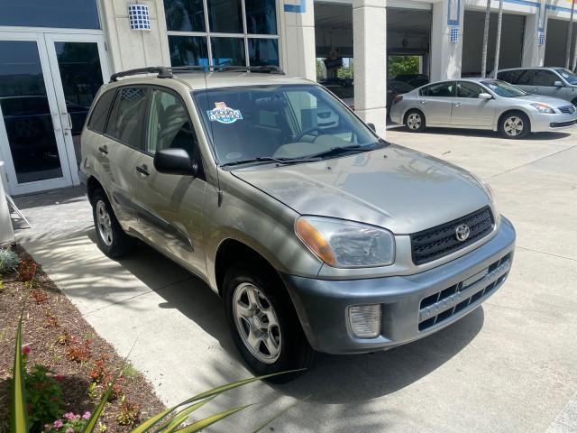 Photo of 2002 Titanium Toyota RAV4