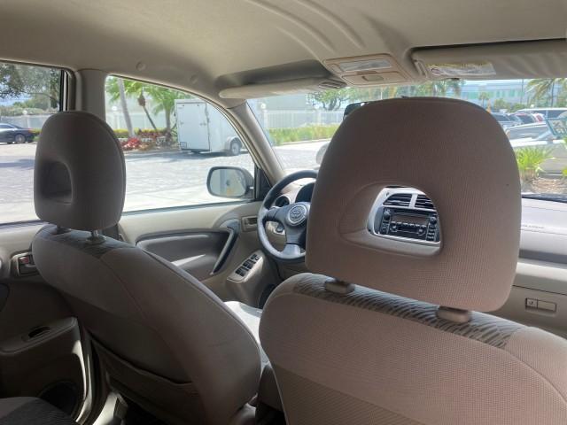 Photo of 2002 Titanium Toyota RAV4