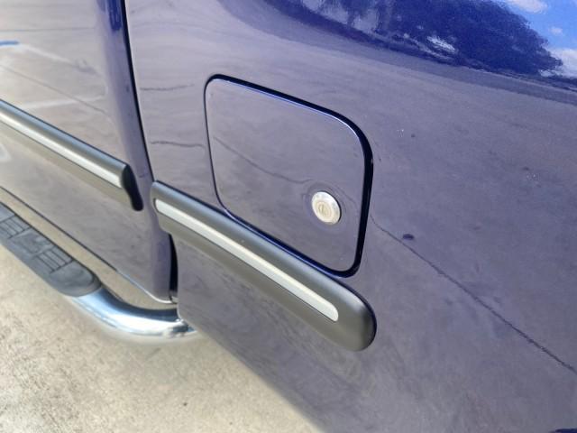 Photo of 2000 Stellar Blue Pearl Toyota Tundra