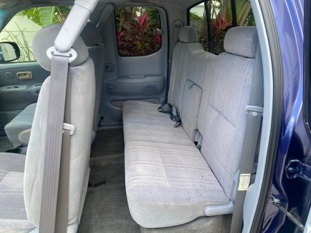 Photo of 2000 Stellar Blue Pearl Toyota Tundra