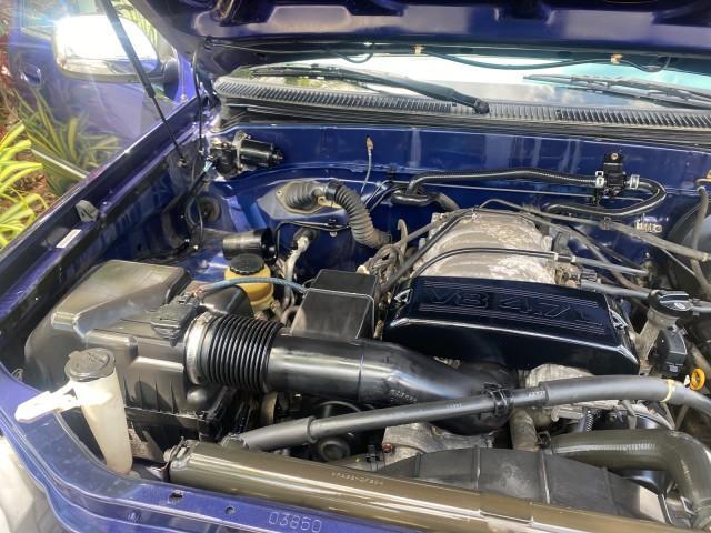 Photo of 2000 Stellar Blue Pearl Toyota Tundra