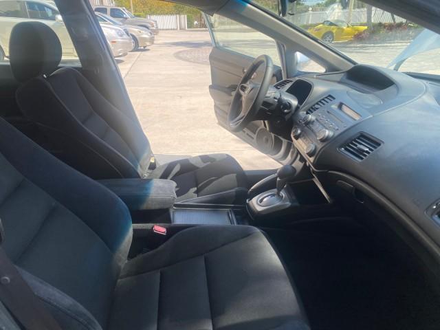 Photo of 2009 Alabaster Silver Metallic Honda Civic