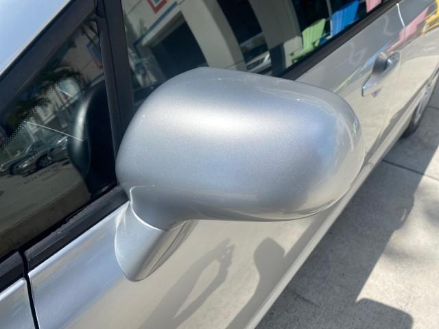 Photo of 2009 Alabaster Silver Metallic Honda Civic