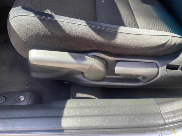 Photo of 2009 Alabaster Silver Metallic Honda Civic