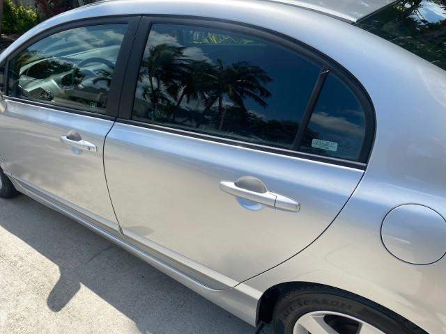 Photo of 2009 Alabaster Silver Metallic Honda Civic