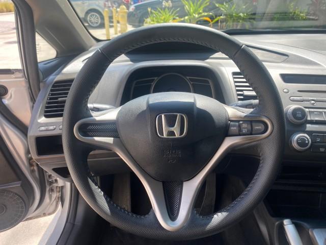 Photo of 2009 Alabaster Silver Metallic Honda Civic