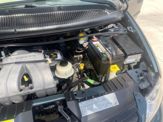 Photo of 2007 Magnesium Pearl Dodge Caravan