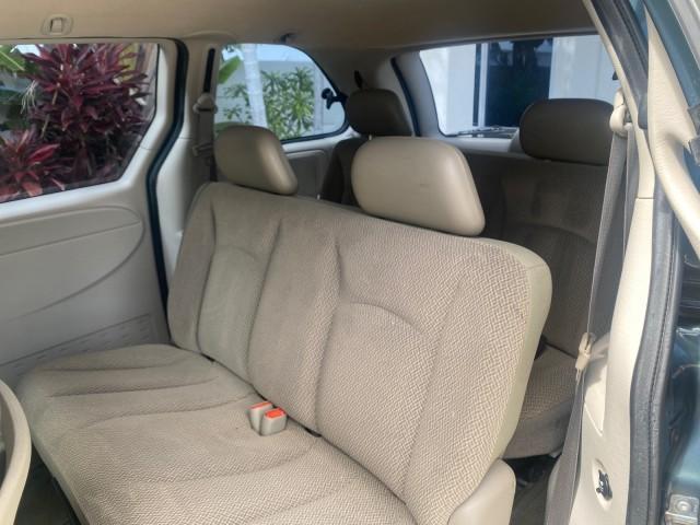 Photo of 2007 Magnesium Pearl Dodge Caravan