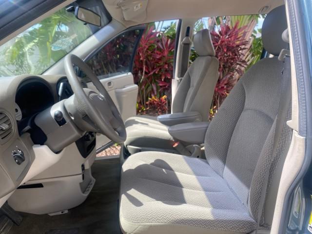 Photo of 2007 Magnesium Pearl Dodge Caravan