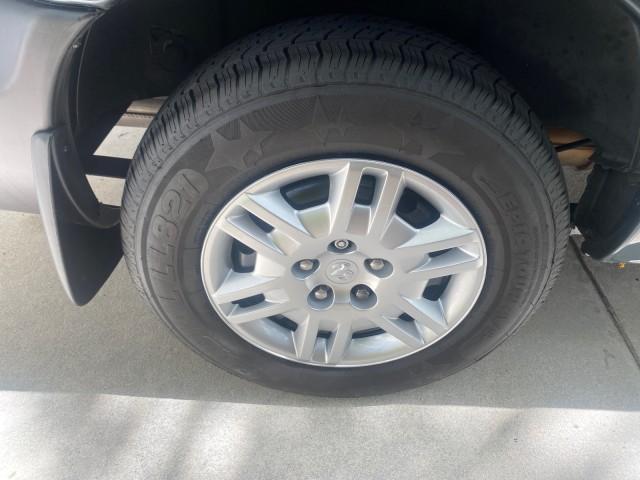 Photo of 2007 Magnesium Pearl Dodge Caravan