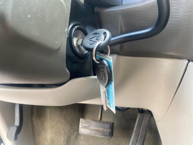 Photo of 2007 Magnesium Pearl Dodge Caravan