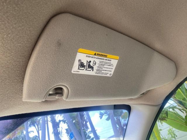 Photo of 2007 Magnesium Pearl Dodge Caravan