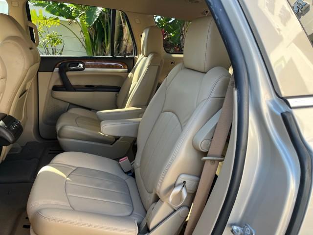 Photo of 2011 Gold Mist Metallic Buick Enclave