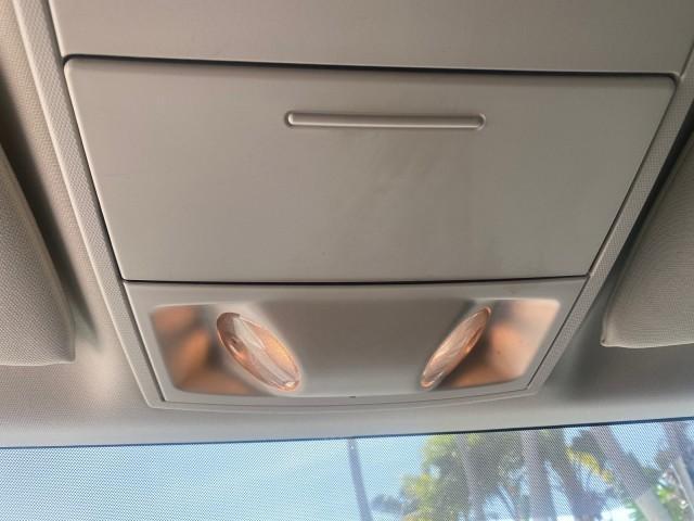 Photo of 2010 Blackberry Pearl Dodge Grand Caravan