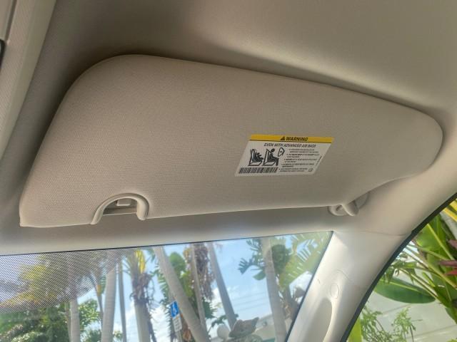 Photo of 2010 Blackberry Pearl Dodge Grand Caravan
