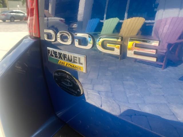 Photo of 2010 Blackberry Pearl Dodge Grand Caravan